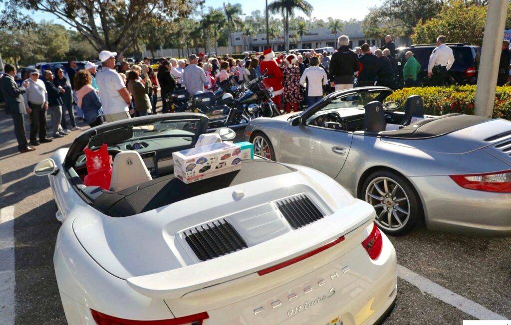 Porsches at Golisano Children's Hospital for Porsche & Friends Parade